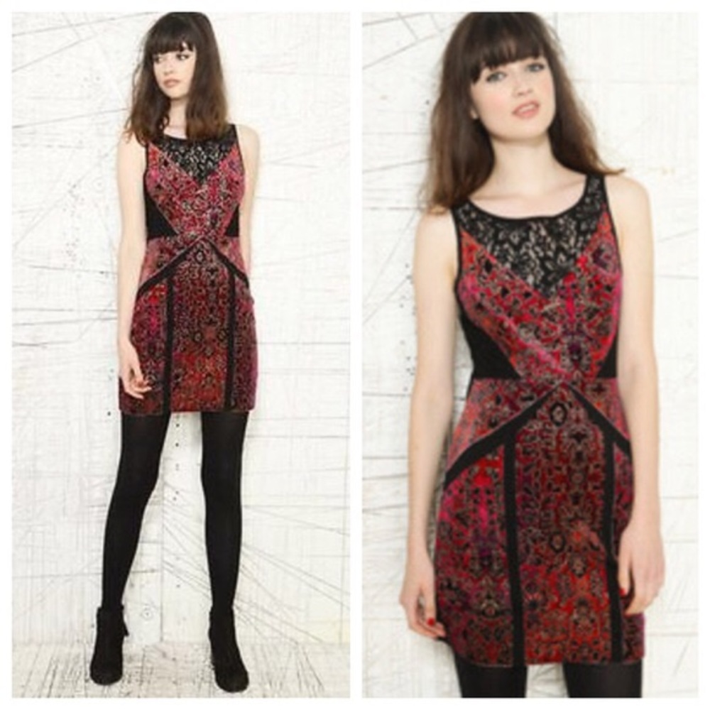 (UO) Ecote Magic Carpet Velvet Lace Dress Bodycon